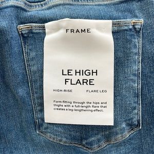 Frame le high Flare Jeans. NWT